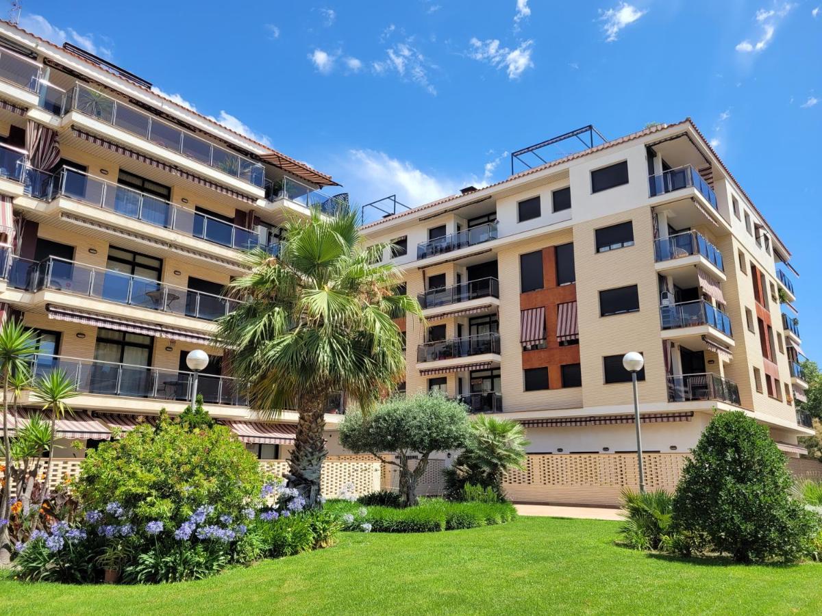 Vistamar Beautiful Apartment With Amazing Sea View Пинеда-де-Мар Экстерьер фото